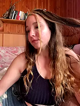 Sexandfire – webcam model profile photo Image 14