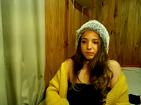 Sexandfire – webcam model profile photo Image 2