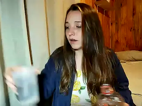 Sexandfire – webcam model profile photo Image 3