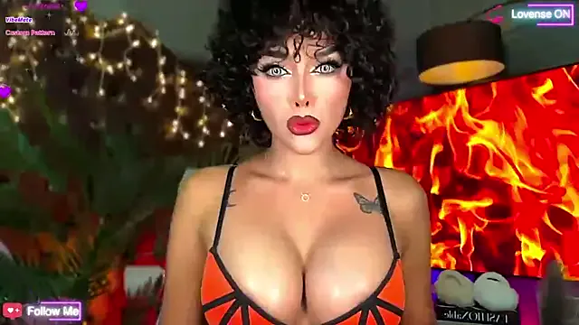 hotmilfbitch – webcam model profile photo Image 3