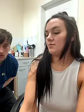 Alice_surprise – webcam model profile photo Image 5