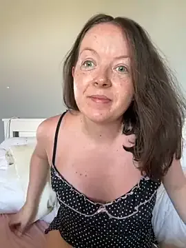 curvyflawless – webcam model profile photo Image 3