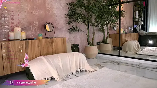 MichelleVibes18 profile photo Image 12