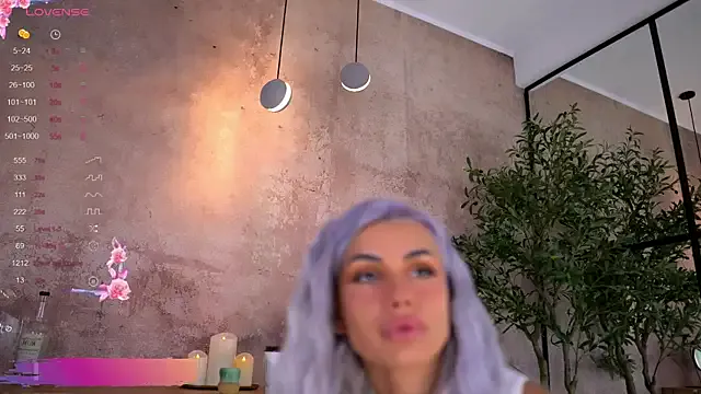 MichelleVibes18 profile photo Image 13