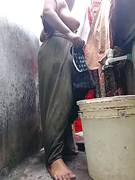 Hot-Haney77 – webcam model profile photo Image 4