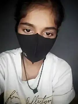 nide_xiaogou – webcam model profile photo Image 2