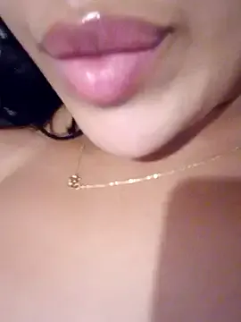 __o_weyandelii_180 – webcam model profile photo Image 6