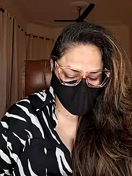 Jess_Lui – webcam model profile photo Image 10