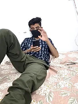 hoaarisa – webcam model profile photo Image 5