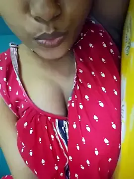 Nicoleevien – webcam model profile photo Image 4