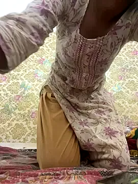 Emma96_hot – webcam model profile photo Image 11