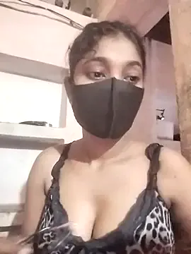 bella_stewartt – webcam model profile photo Image 10