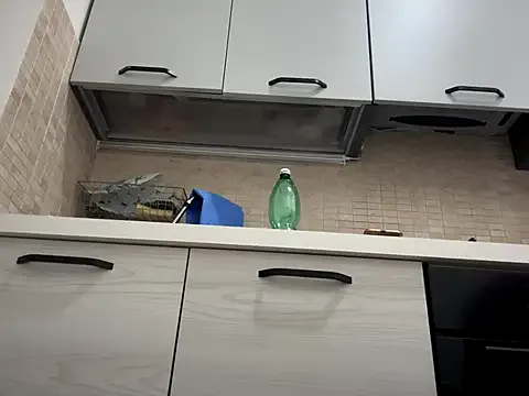 JayJayPink – webcam model profile photo Image 3