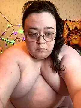 cupid_heart00 – webcam model profile photo Image 16