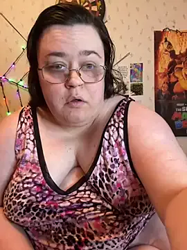 cupid_heart00 – webcam model profile photo Image 5