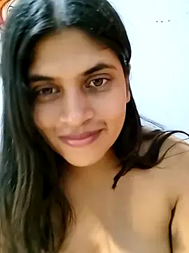 V-Hot-Sweti – webcam model profile photo Image 5