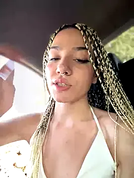 nide_xiaogou – webcam model profile photo Image 8