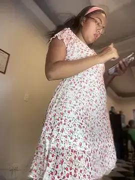 JayJayPink – webcam model profile photo Image 8