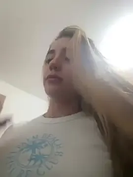 Simone_Miller – webcam model profile photo Image 5