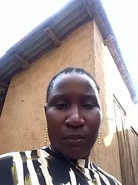 Nicoleevien – webcam model profile photo Image 15