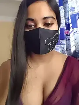 HOT-CUPAL22 – webcam model profile photo Image 3