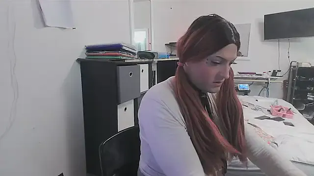 Anaya77 – webcam model profile photo Image 4