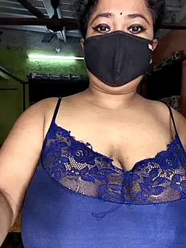 WifyHubby_38 – webcam model profile photo Image 12