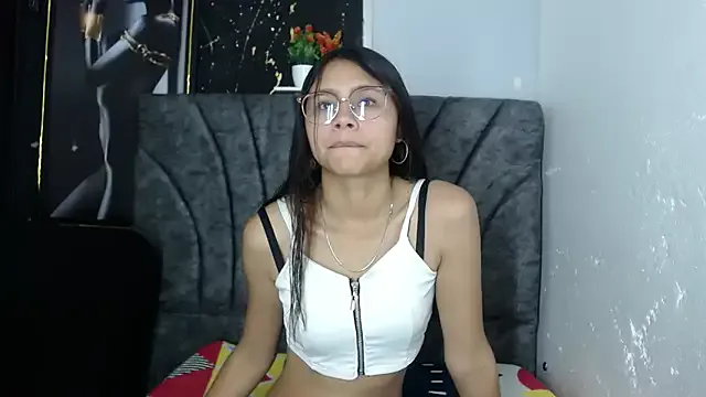 new_coupleee – webcam model profile photo Image 3