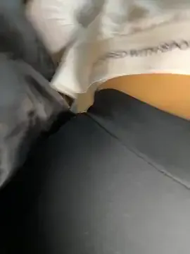 yuer2563 – webcam model profile photo Image 15