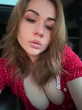 Nicoleevien – webcam model profile photo Image 2