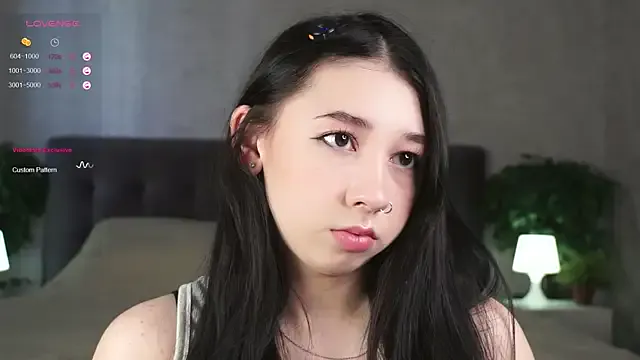 RuslanaXX – webcam model profile photo Image 4