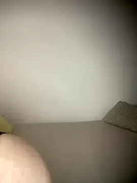 Sugarlina – webcam model profile photo Image 13