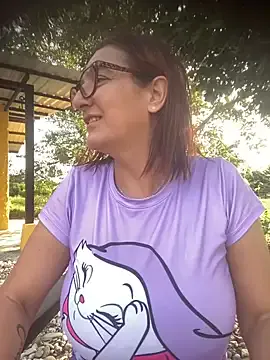 Pollypearson – webcam model profile photo Image 13