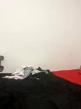 Pollypearson – webcam model profile photo Image 5