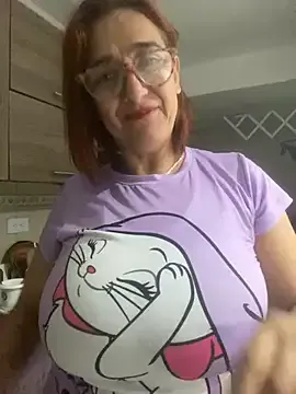 Pollypearson – webcam model profile photo Image 8