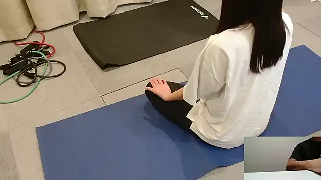 curvyflawless – webcam model profile photo Image 16