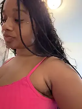 Sandhya_77 – webcam model profile photo Image 19