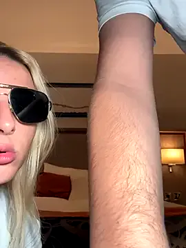 EmiliaCatalina – webcam model profile photo Image 14