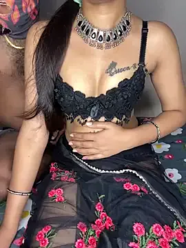 Keep_us_wild – webcam model profile photo Image 2