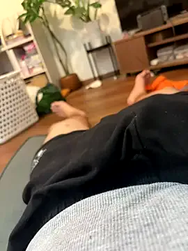 Rinamay_ – webcam model profile photo Image 3