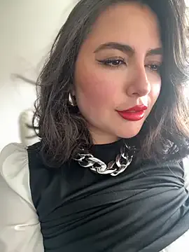 grettabenett_ profile photo Image 13