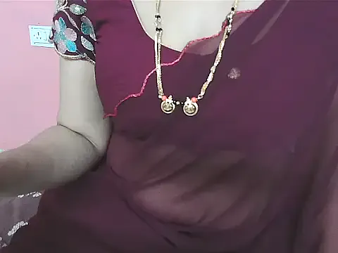 Ni-_haL01 – webcam model profile photo Image 14