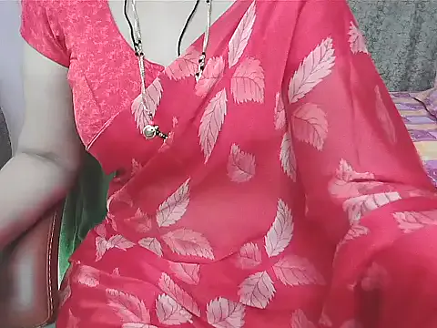 Ni-_haL01 – webcam model profile photo Image 18