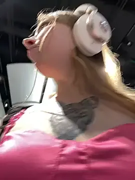 OdriOlsens – webcam model profile photo Image 11