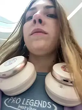 OdriOlsens – webcam model profile photo Image 13