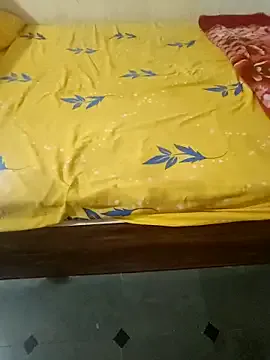 4U143 – webcam model profile photo Image 6