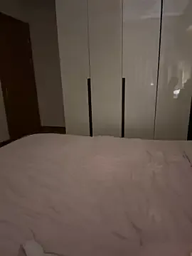 anli5 – webcam model profile photo Image 11