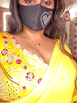 Real18sis_sex_sis – webcam model profile photo Image 2