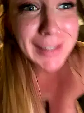 Hot_Misti_69 – webcam model profile photo Image 2