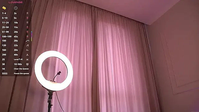 priya_sharma02 – webcam model profile photo Image 8